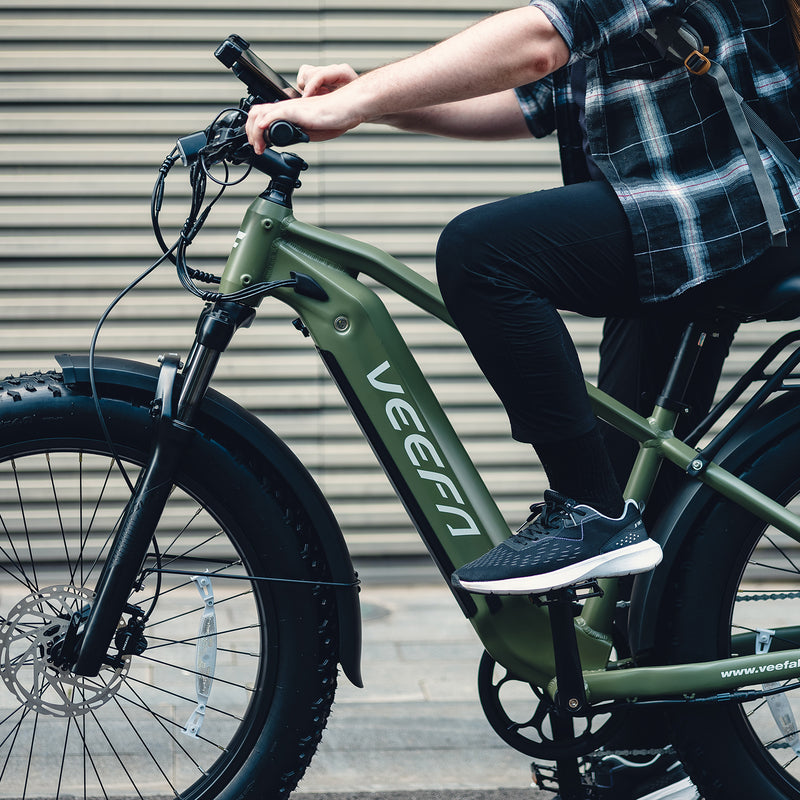 E1 26'' Step-Over Fat Tire Electric bike