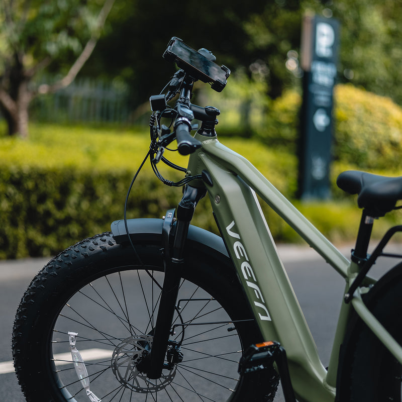E1 26'' Step-Over Fat Tire Electric bike